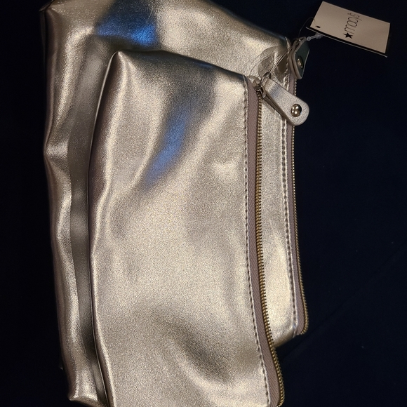 Silver Makeup set 2 bags for 1 - Picture 2 of 4